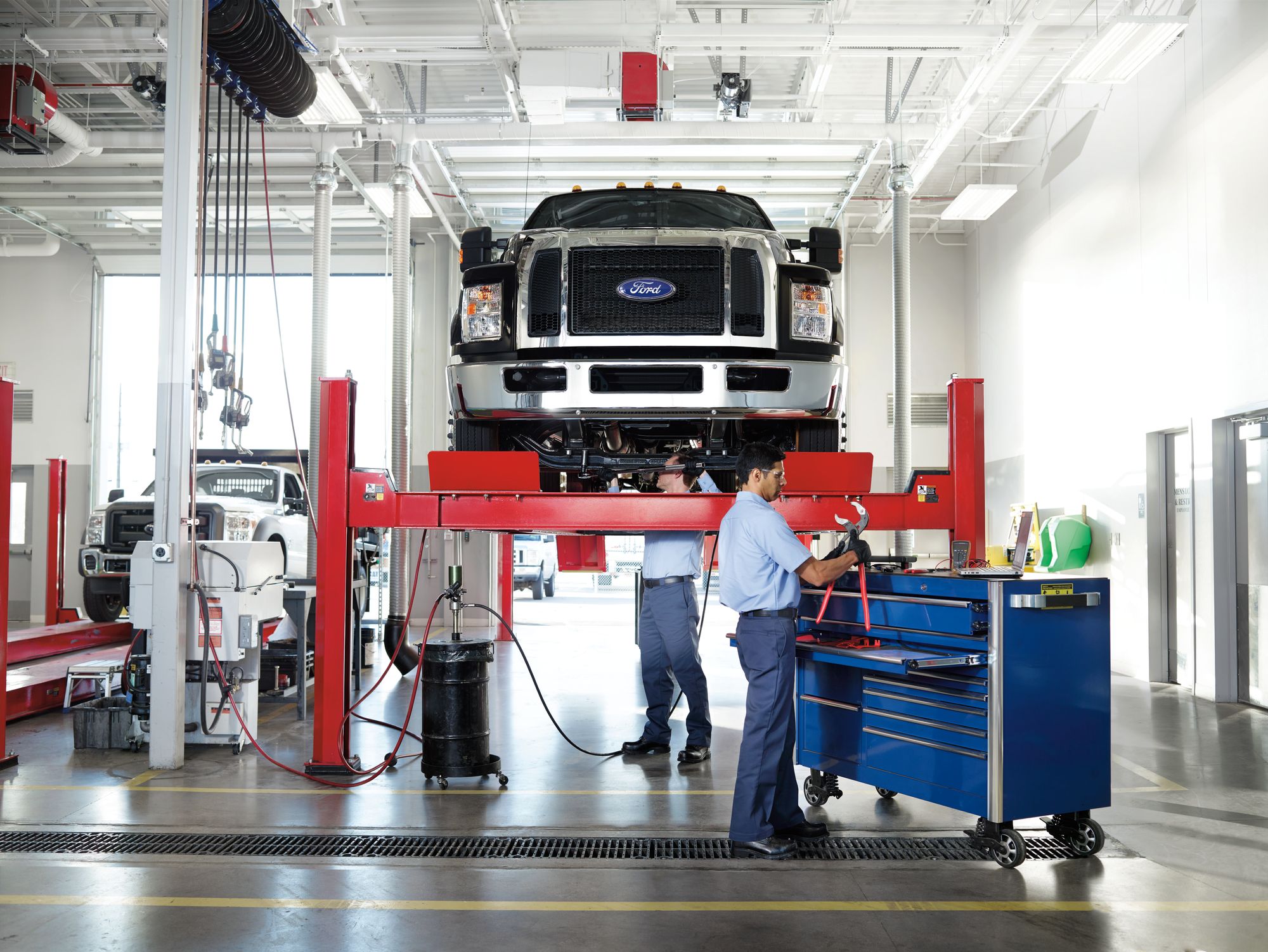 Ford Commercial Service Center in Quincy, MA